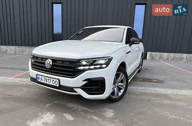 Позашляховик / Кросовер Volkswagen Touareg 2019 в Первомайську