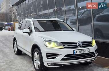 Внедорожник / Кроссовер Volkswagen Touareg 2013 в Киеве