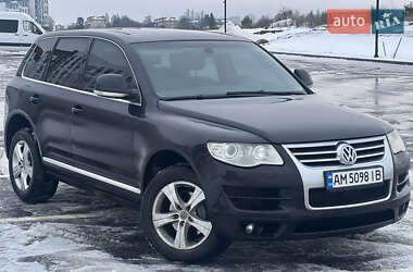 Внедорожник / Кроссовер Volkswagen Touareg 2008 в Ровно