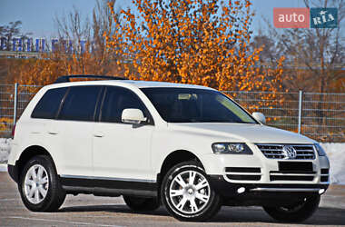 Внедорожник / Кроссовер Volkswagen Touareg 2007 в Днепре