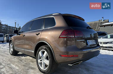 Внедорожник / Кроссовер Volkswagen Touareg 2011 в Кременце
