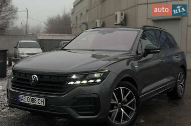 Позашляховик / Кросовер Volkswagen Touareg 2023 в Дніпрі