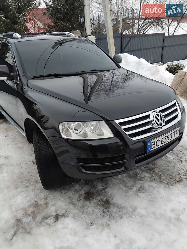 Volkswagen Touareg