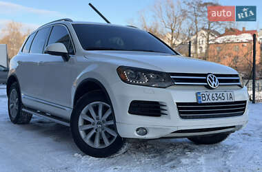 Внедорожник / Кроссовер Volkswagen Touareg 2011 в Хмельницком
