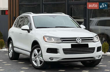 Позашляховик / Кросовер Volkswagen Touareg 2012 в Ужгороді