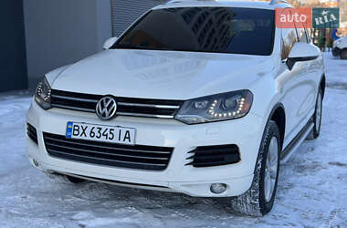 Внедорожник / Кроссовер Volkswagen Touareg 2011 в Хмельницком
