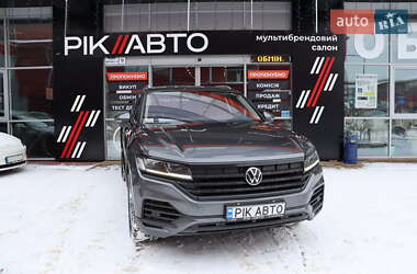 Позашляховик / Кросовер Volkswagen Touareg 2020 в Львові