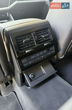 Внедорожник / Кроссовер Volkswagen Touareg 2022 в Черкассах