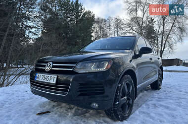 Позашляховик / Кросовер Volkswagen Touareg 2012 в Обухові