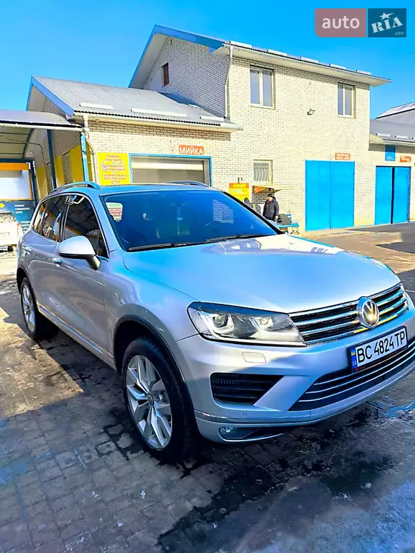 Volkswagen Touareg