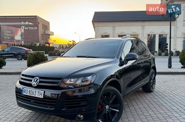 Позашляховик / Кросовер Volkswagen Touareg 2011 в Мукачевому