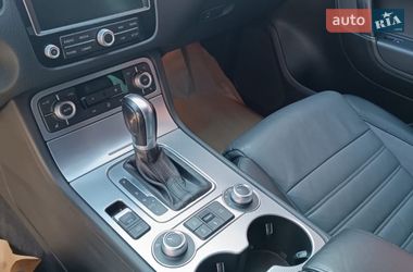 Позашляховик / Кросовер Volkswagen Touareg 2015 в Василькові