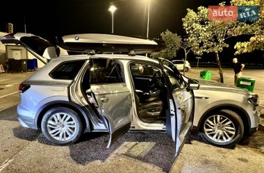 Внедорожник / Кроссовер Volkswagen Touareg 2020 в Львове