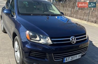 Позашляховик / Кросовер Volkswagen Touareg 2011 в Івано-Франківську