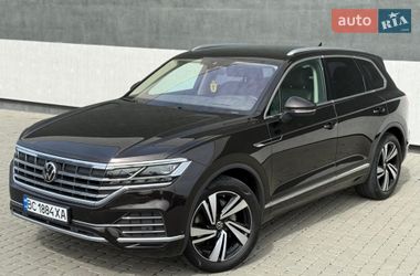 Позашляховик / Кросовер Volkswagen Touareg 2021 в Тернополі