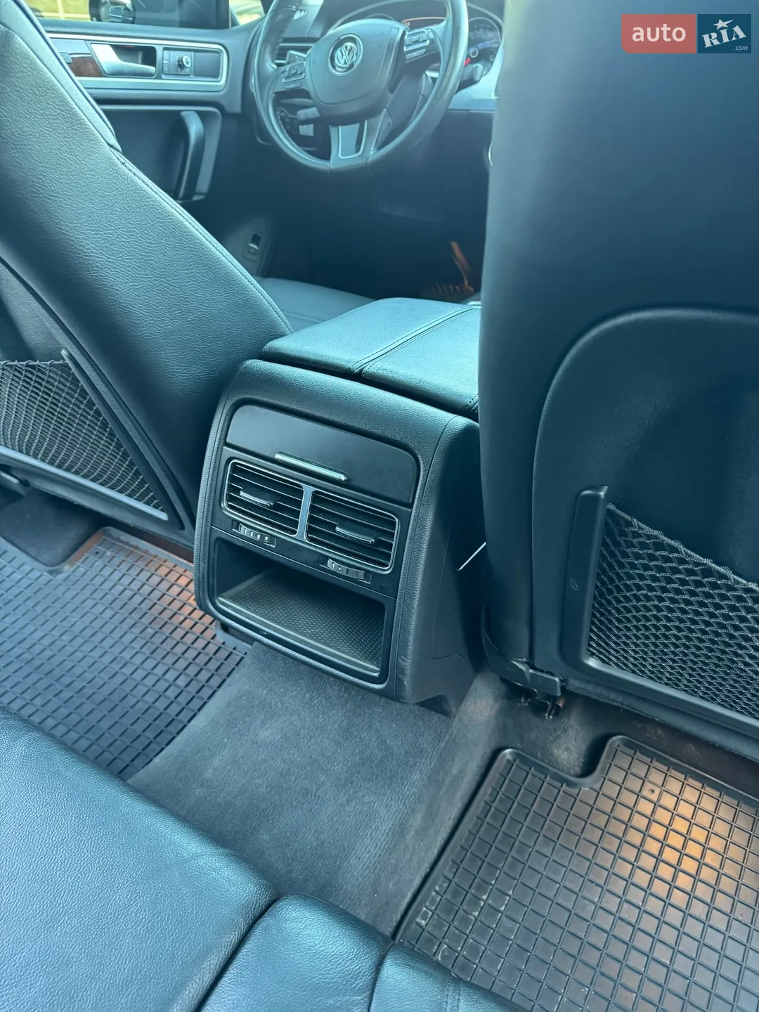 2013 Volkswagen Touareg - мініатюра 22