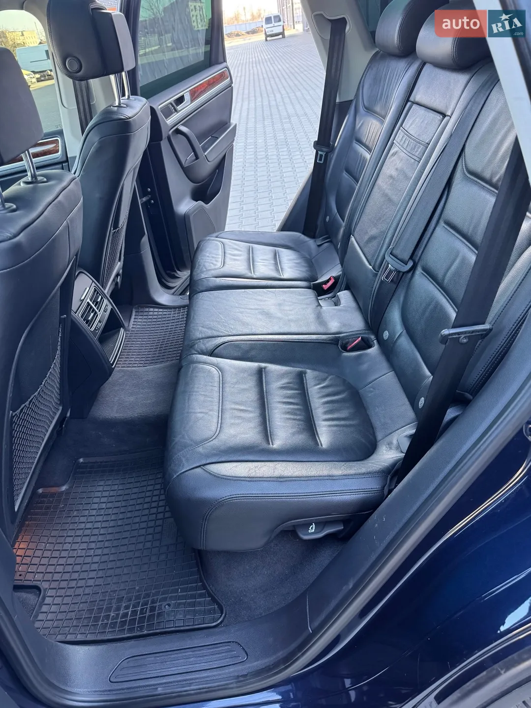 2013 Volkswagen Touareg - мініатюра 23