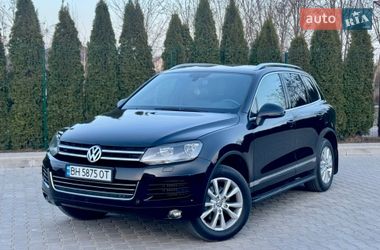 Внедорожник / Кроссовер Volkswagen Touareg 2012 в Одессе