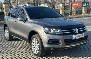 Позашляховик / Кросовер Volkswagen Touareg 2011 в Тульчині
