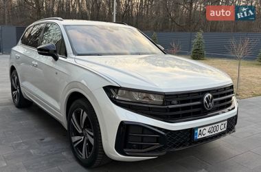Внедорожник / Кроссовер Volkswagen Touareg 2024 в Киеве