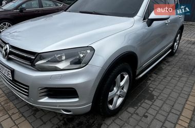 Внедорожник / Кроссовер Volkswagen Touareg 2011 в Днепре