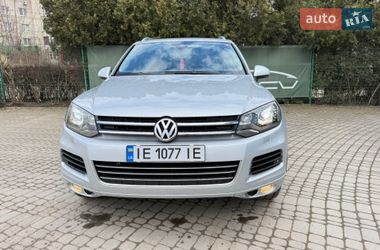 Внедорожник / Кроссовер Volkswagen Touareg 2010 в Черновцах