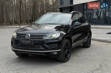 Внедорожник / Кроссовер Volkswagen Touareg 2017 в Тернополе