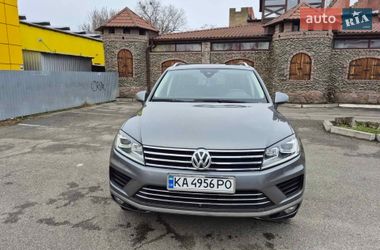 Внедорожник / Кроссовер Volkswagen Touareg 2017 в Вышгороде