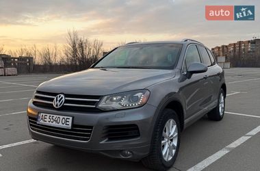 Внедорожник / Кроссовер Volkswagen Touareg 2013 в Кривом Роге