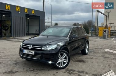 Внедорожник / Кроссовер Volkswagen Touareg 2011 в Виннице