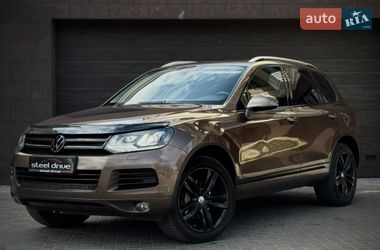 Позашляховик / Кросовер Volkswagen Touareg 2012 в Миколаєві