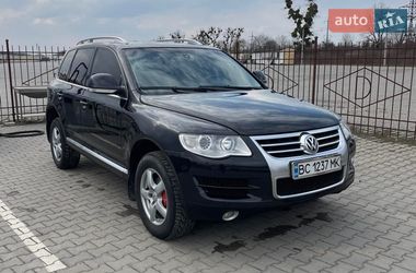Внедорожник / Кроссовер Volkswagen Touareg 2008 в Черновцах