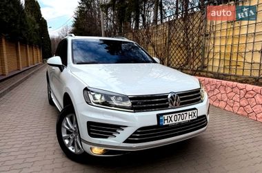Внедорожник / Кроссовер Volkswagen Touareg 2016 в Хмельницком