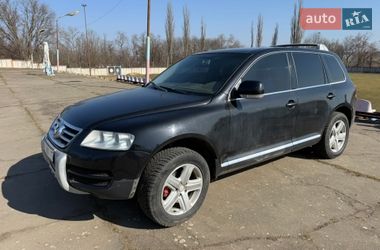 Внедорожник / Кроссовер Volkswagen Touareg 2005 в Тульчине