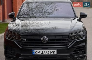 Позашляховик / Кросовер Volkswagen Touareg 2019 в Запоріжжі