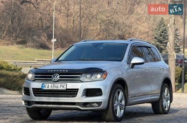 Позашляховик / Кросовер Volkswagen Touareg 2013 в Києві