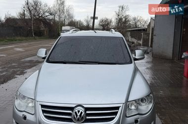 Позашляховик / Кросовер Volkswagen Touareg 2010 в Ізюмі