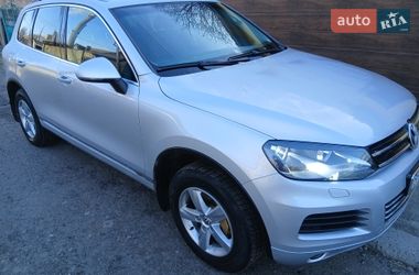 Позашляховик / Кросовер Volkswagen Touareg 2012 в Одесі