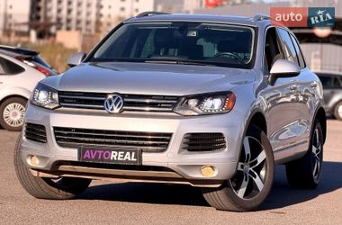 Внедорожник / Кроссовер Volkswagen Touareg 2010 в Кривом Роге
