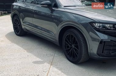 Внедорожник / Кроссовер Volkswagen Touareg 2024 в Киеве
