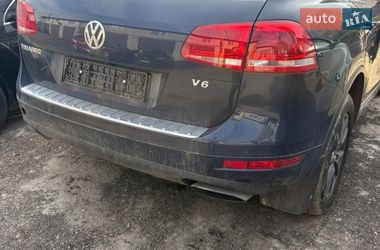 Позашляховик / Кросовер Volkswagen Touareg 2010 в Києві