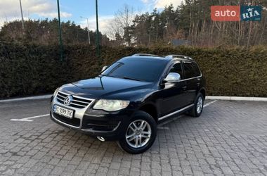 Внедорожник / Кроссовер Volkswagen Touareg 2008 в Львове