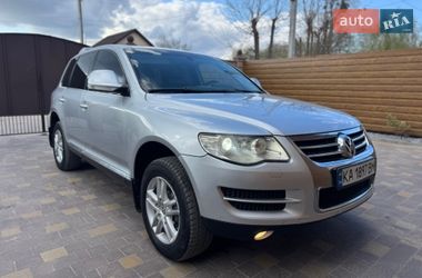 Внедорожник / Кроссовер Volkswagen Touareg 2008 в Дубно