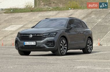 Внедорожник / Кроссовер Volkswagen Touareg 2021 в Киеве