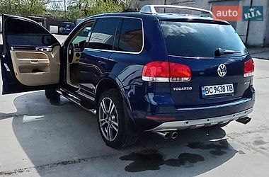 Внедорожник / Кроссовер Volkswagen Touareg 2006 в Шептицькому