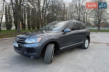 Позашляховик / Кросовер Volkswagen Touareg 2010 в Ставищі