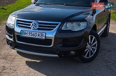 Внедорожник / Кроссовер Volkswagen Touareg 2008 в Умани