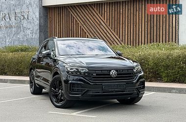 Внедорожник / Кроссовер Volkswagen Touareg 2023 в Киеве