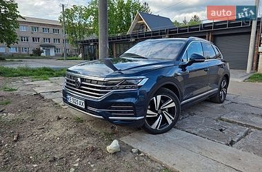Внедорожник / Кроссовер Volkswagen Touareg 2021 в Кривом Роге