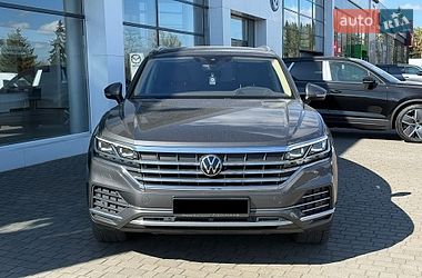 Внедорожник / Кроссовер Volkswagen Touareg 2023 в Тернополе